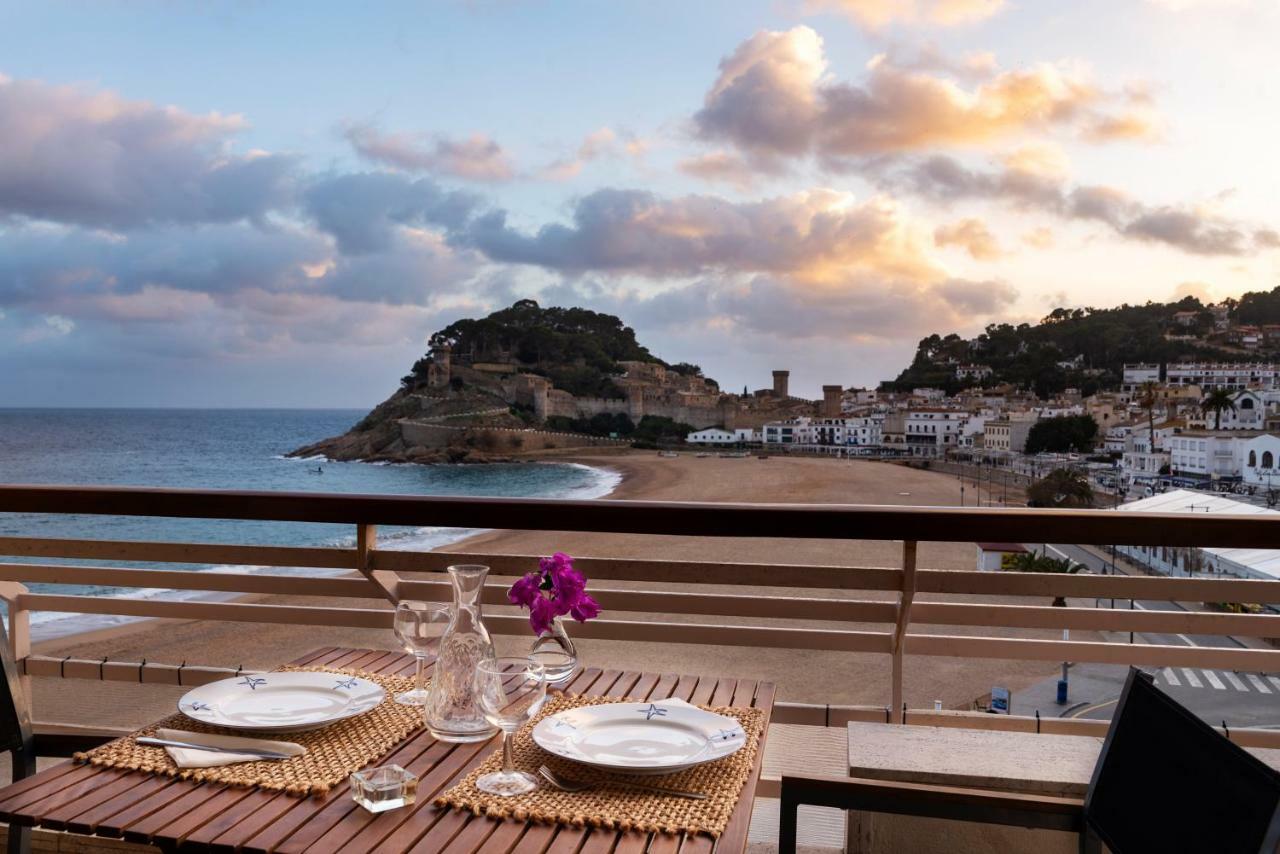 Edificio Tropicana Tossa de Mar Bagian luar foto